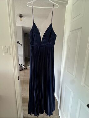 Mac Duggal - Navy Pleated Spaghetti-Strap Maxi Dress